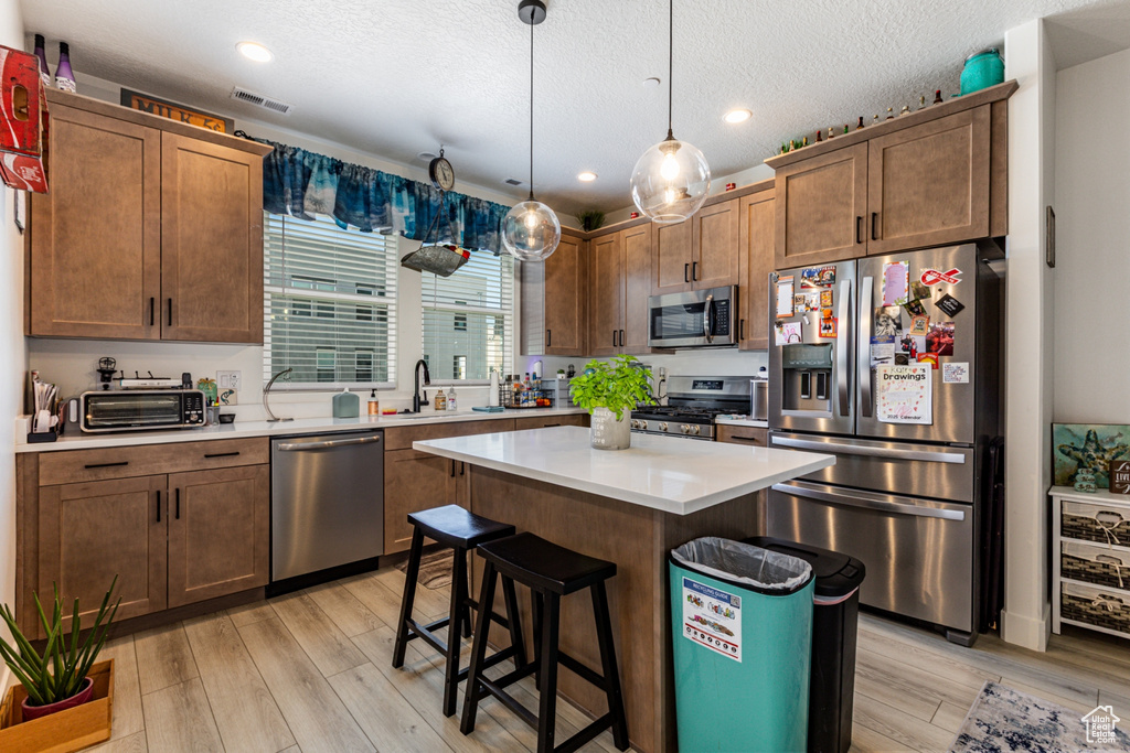604 N SEGO WAY #220 Farmington, UT 84025
