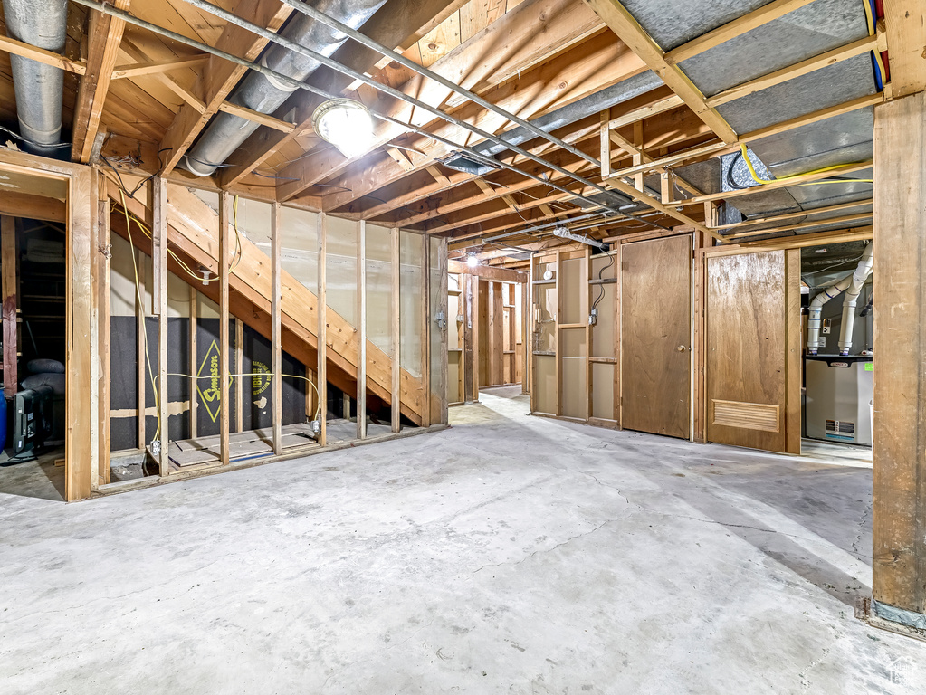 Photo 26 for MLS #2106649 at 523 S Main