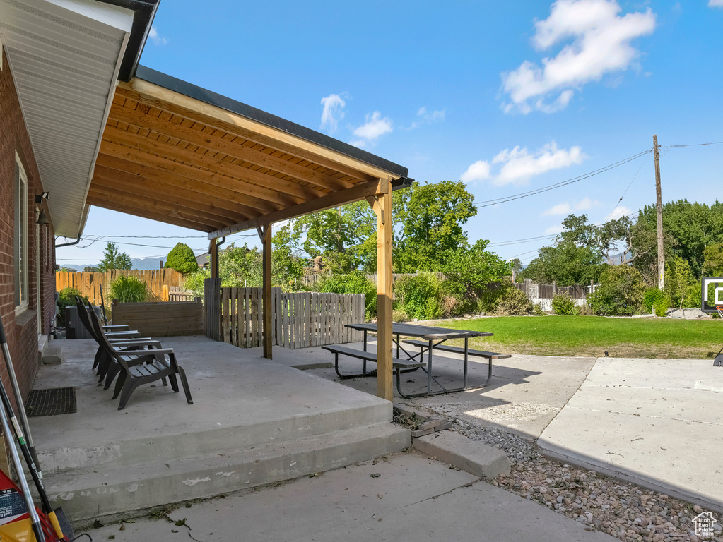 Photo 29 for MLS #2106649 at 523 S Main
