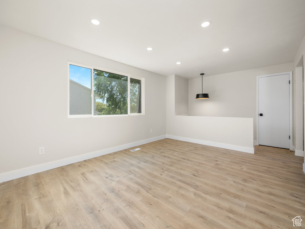 3770 W CAROLINA DR West Jordan, UT 84084