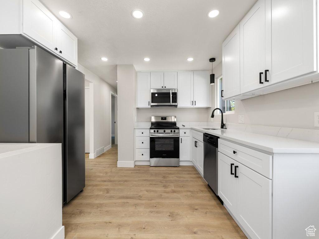 3770 W CAROLINA DR West Jordan, UT 84084