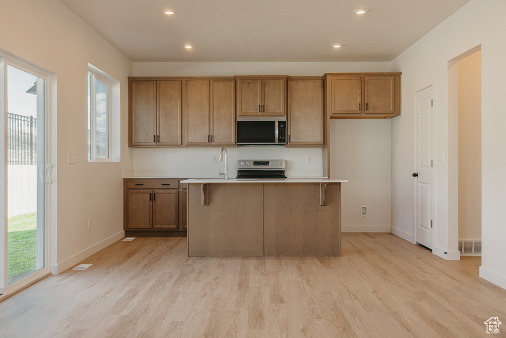 Photo 3 for MLS #2106664 at 3646 N Oak Blvd #322