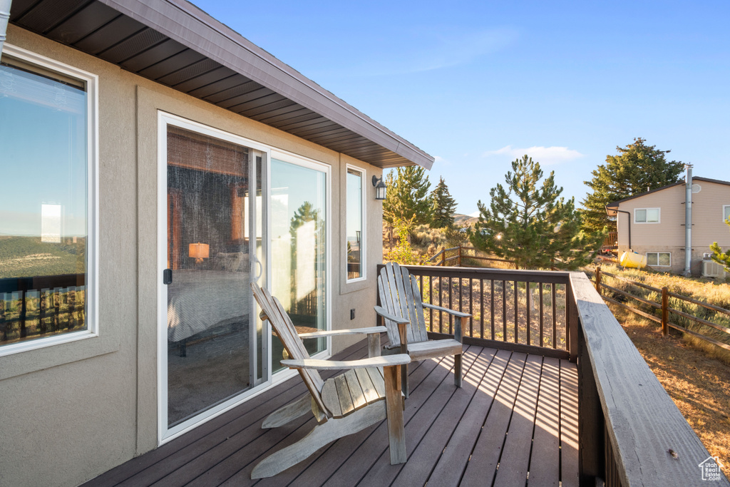 Photo 31 for MLS #2106670 at 144 N Rockport Blvd
