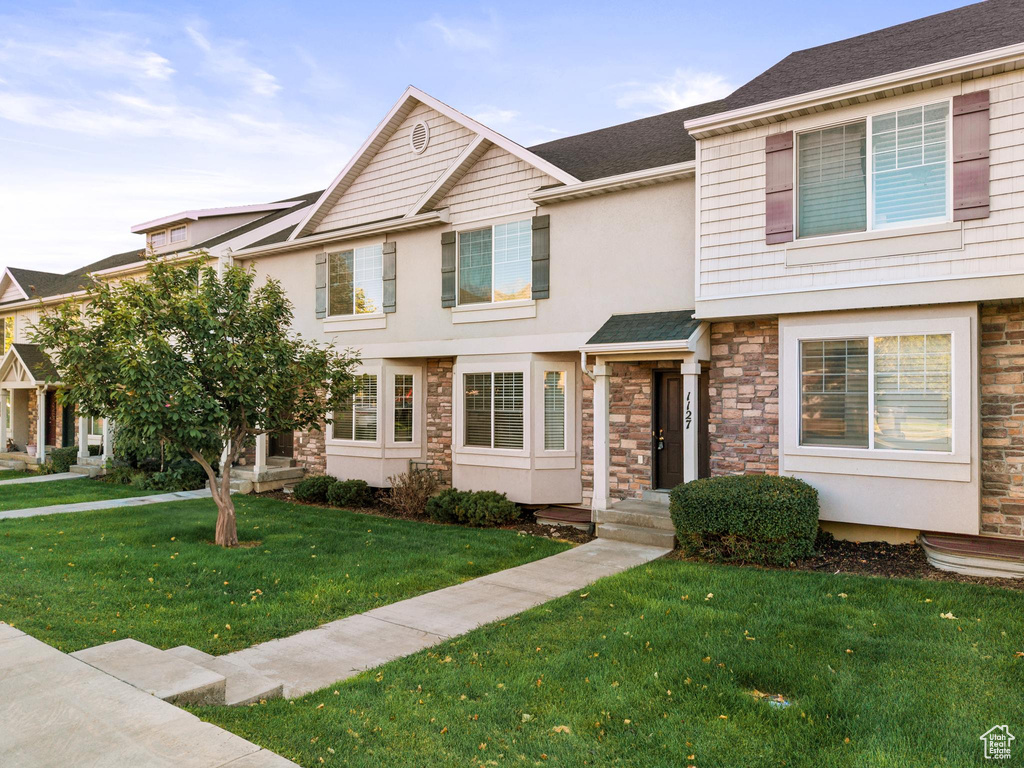 Photo 2 for MLS #2106672 at 1127 N Independence Ave
