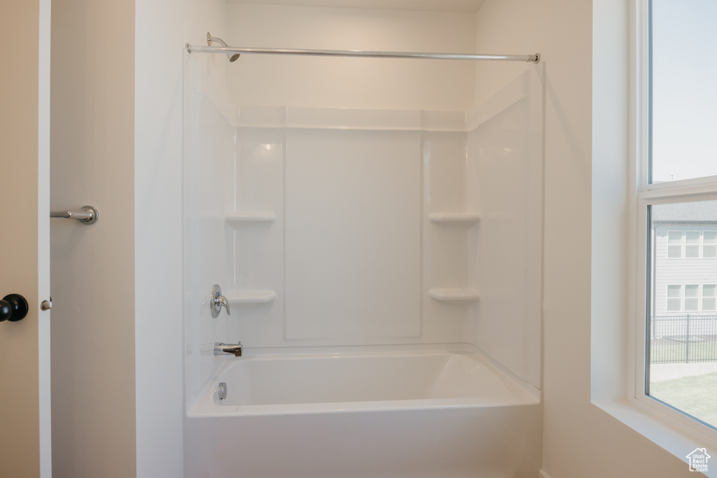 Photo 24 for MLS #2106676 at 3629 N Oak Blvd #335