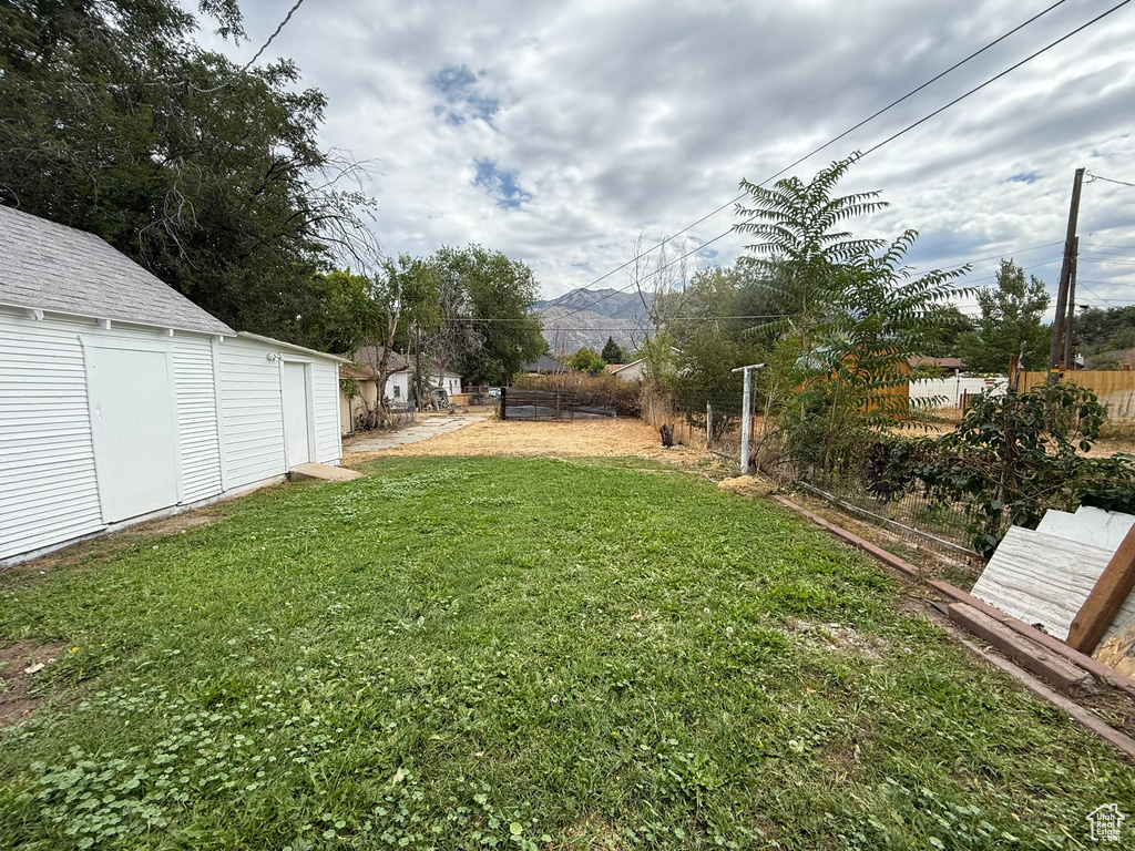 Photo 17 for MLS #2106678 at 3216 Ogden Ave