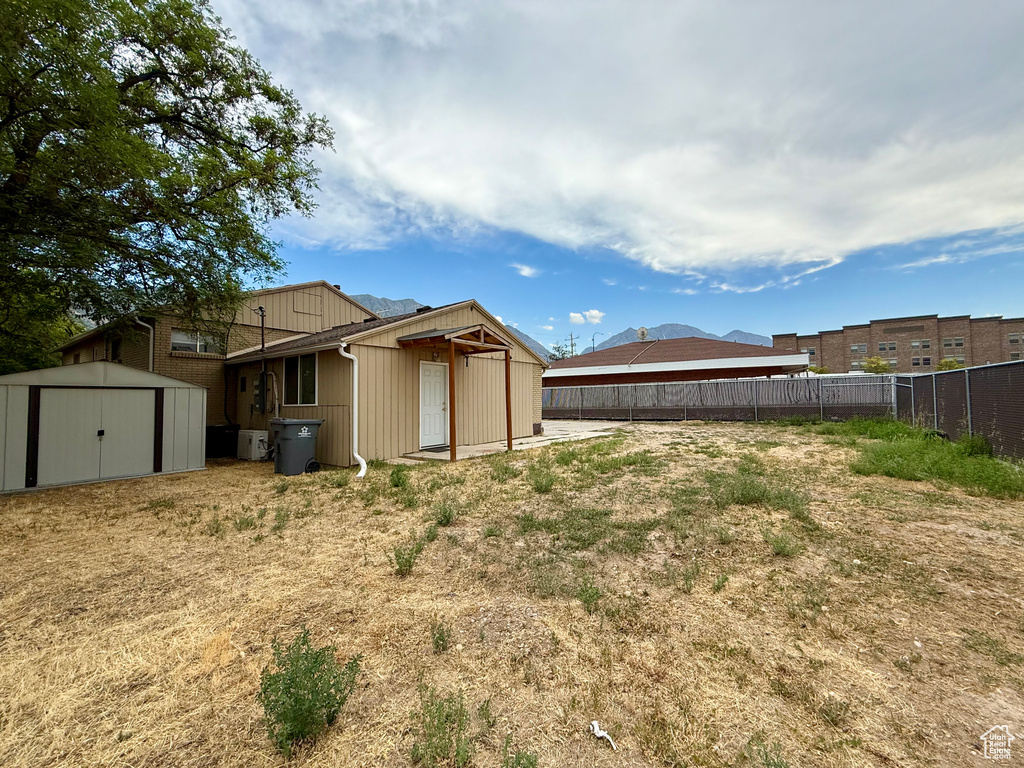 Photo 4 for MLS #2106690 at 57 N Center St