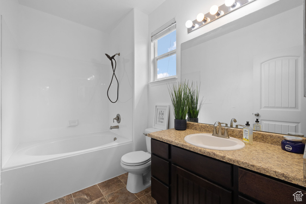 Photo 16 for MLS #2106710 at 3741 N Meadow Springs