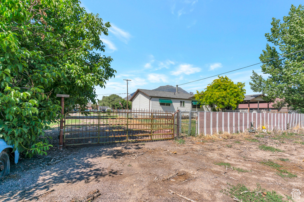 345 S 100 E Nephi, UT 84648