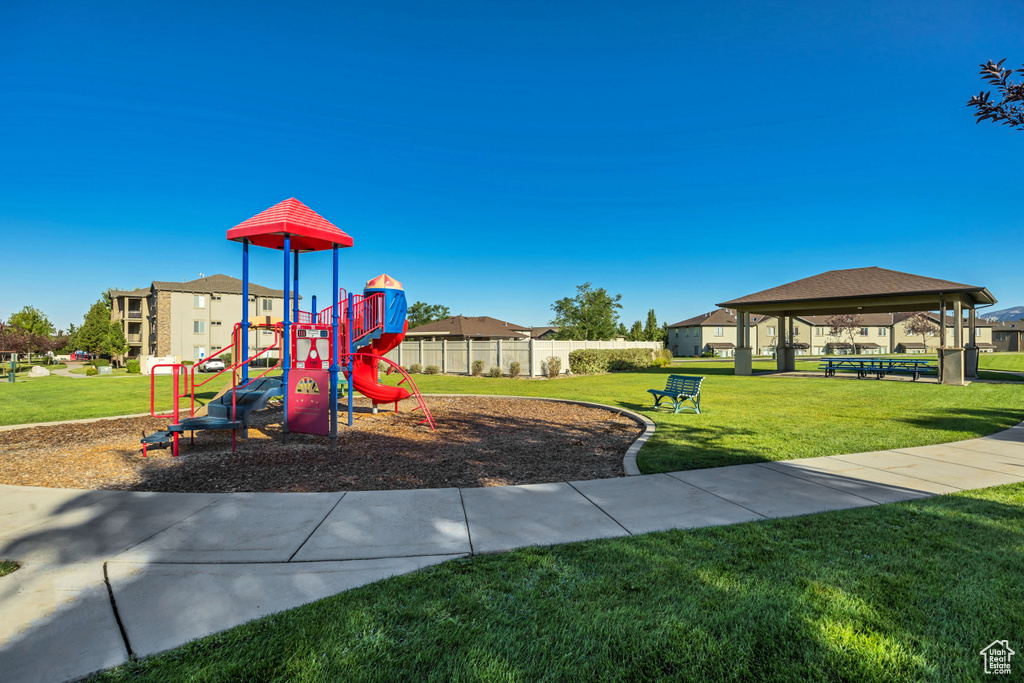 293 W 710 N Centerville, UT 84014
