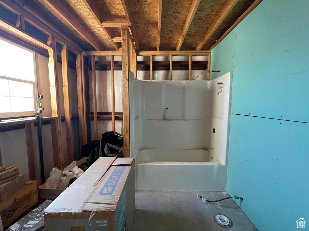 6484 S COYOTE RD Apple Valley, UT 84737