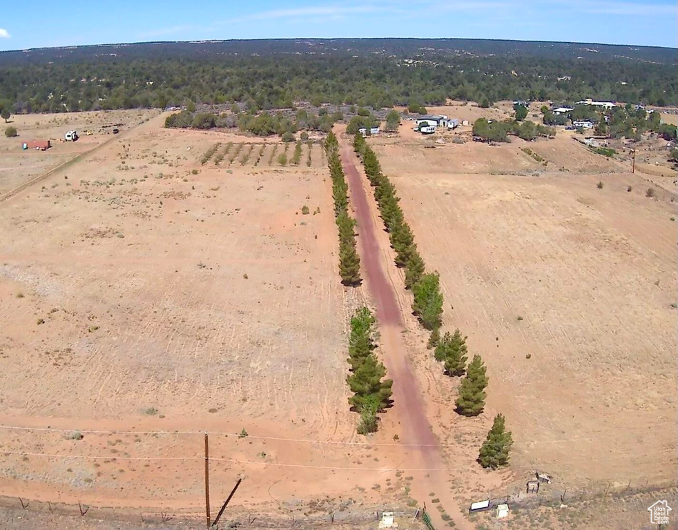 6484 S COYOTE RD Apple Valley, UT 84737