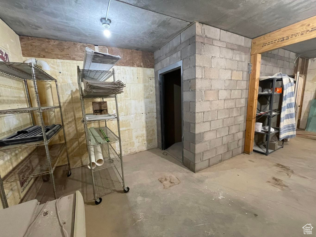 6484 S COYOTE RD Apple Valley, UT 84737