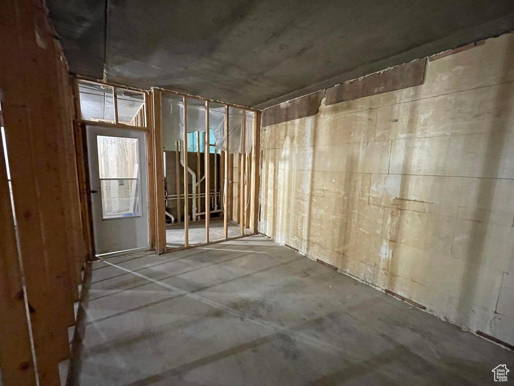 6484 S COYOTE RD Apple Valley, UT 84737