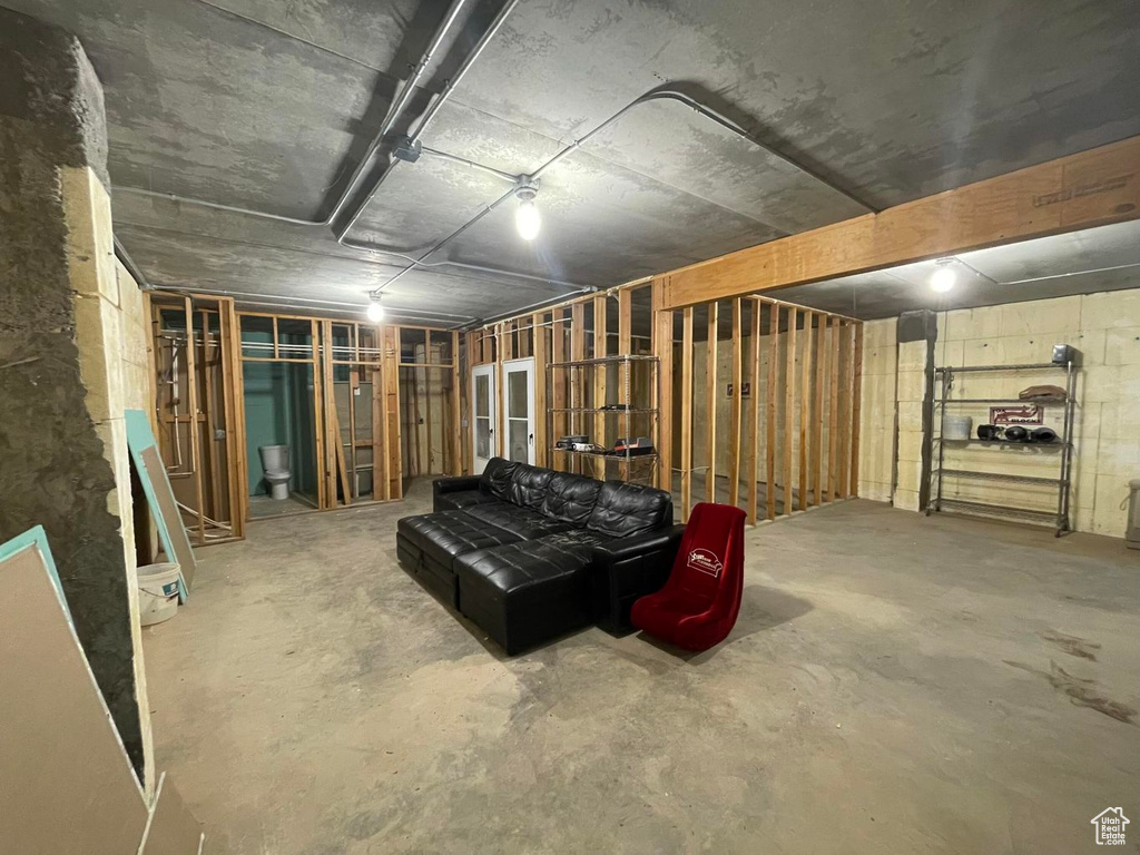 6484 S COYOTE RD Apple Valley, UT 84737