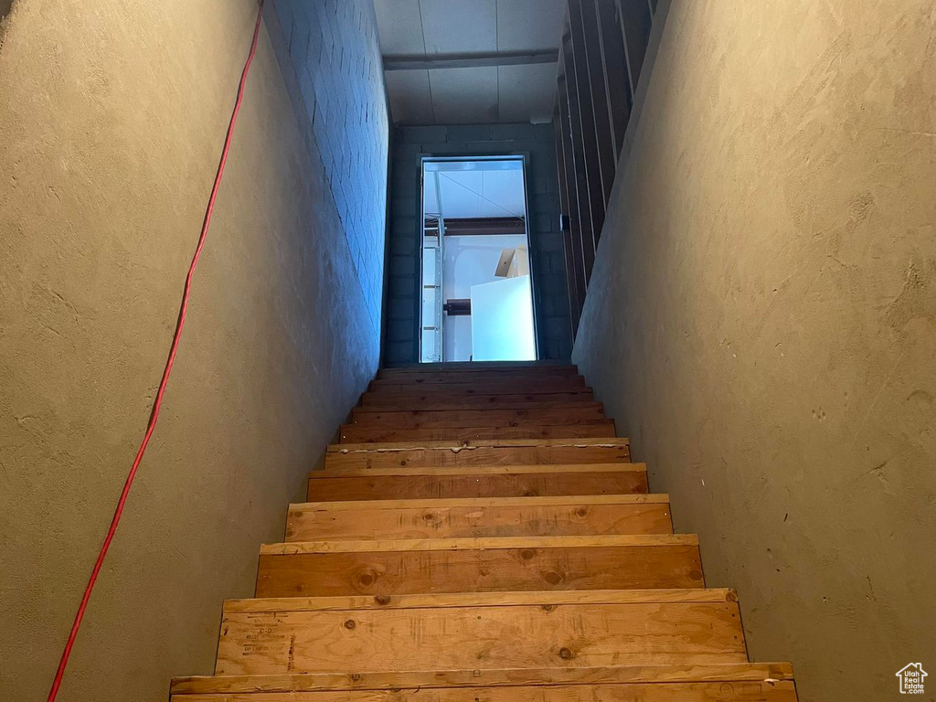 6484 S COYOTE RD Apple Valley, UT 84737