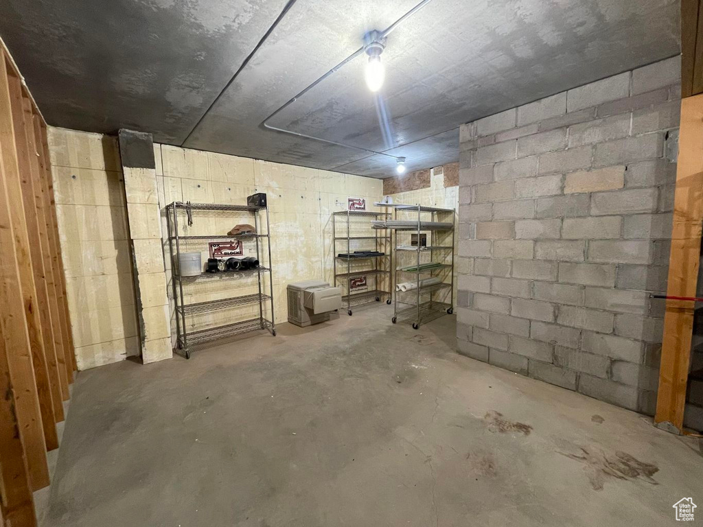 6484 S COYOTE RD Apple Valley, UT 84737