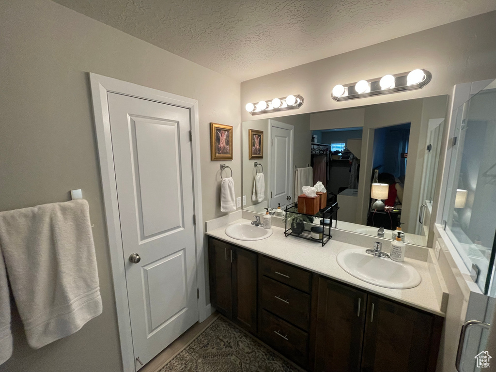 Photo 12 for MLS #2106731 at 828 N Old Fort Dr  #84