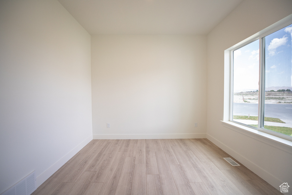 Photo 5 for MLS #2106734 at 3717 N Nathan Street Lot #1034