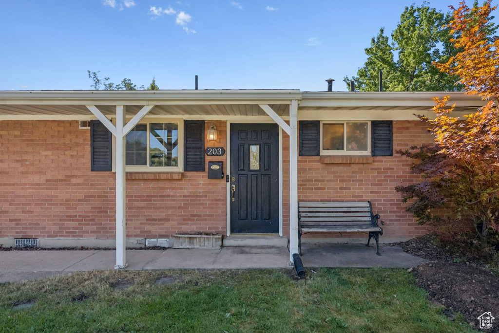 Photo 16 for MLS #2106744 at 203 W 350 South