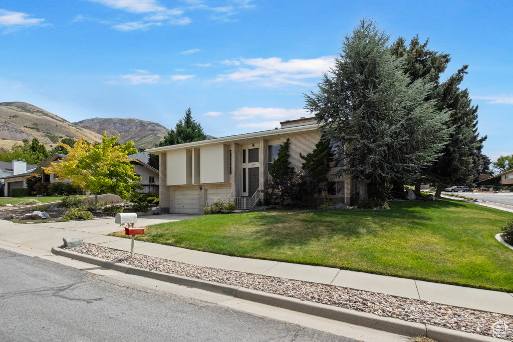 Photo 10 for MLS #2106745 at 134 Skyline Dr