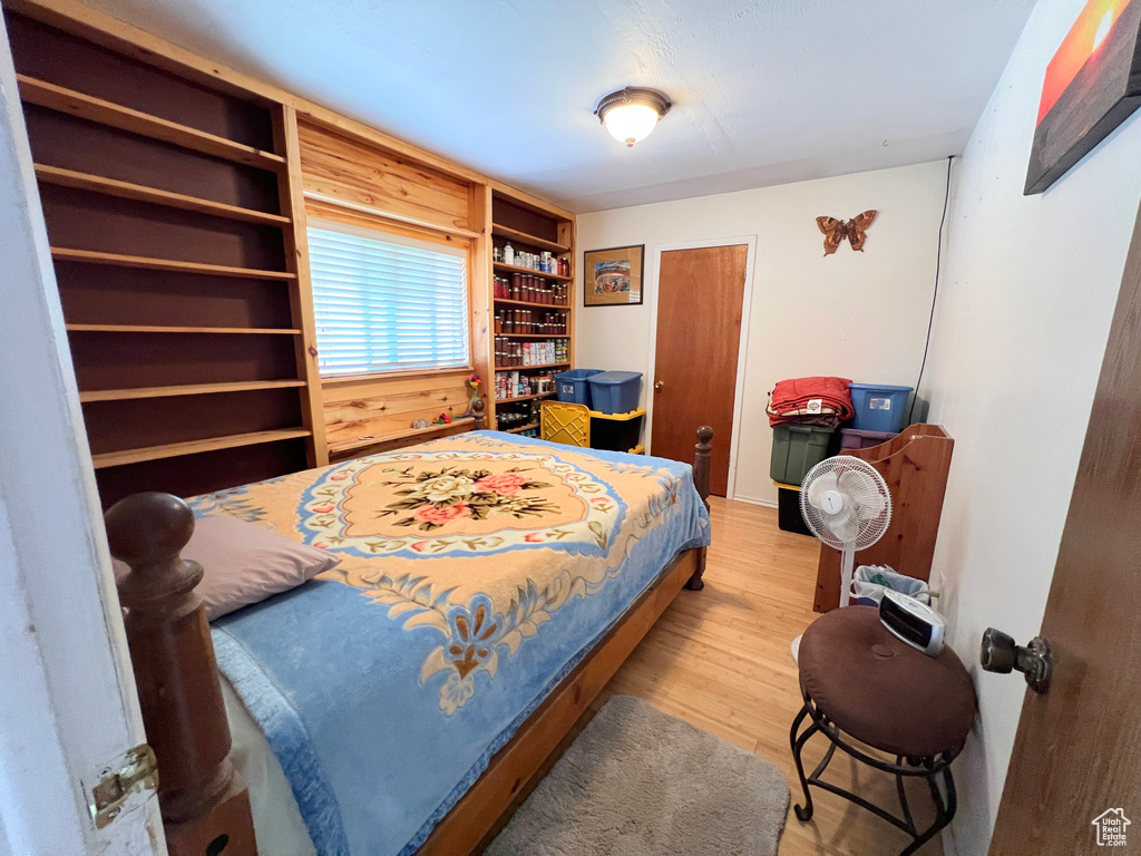Photo 19 for MLS #2106752 at 341 E 500 North