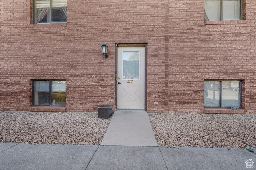 Photo 11 for MLS #2106754 at 1325 Lincoln Ave #47