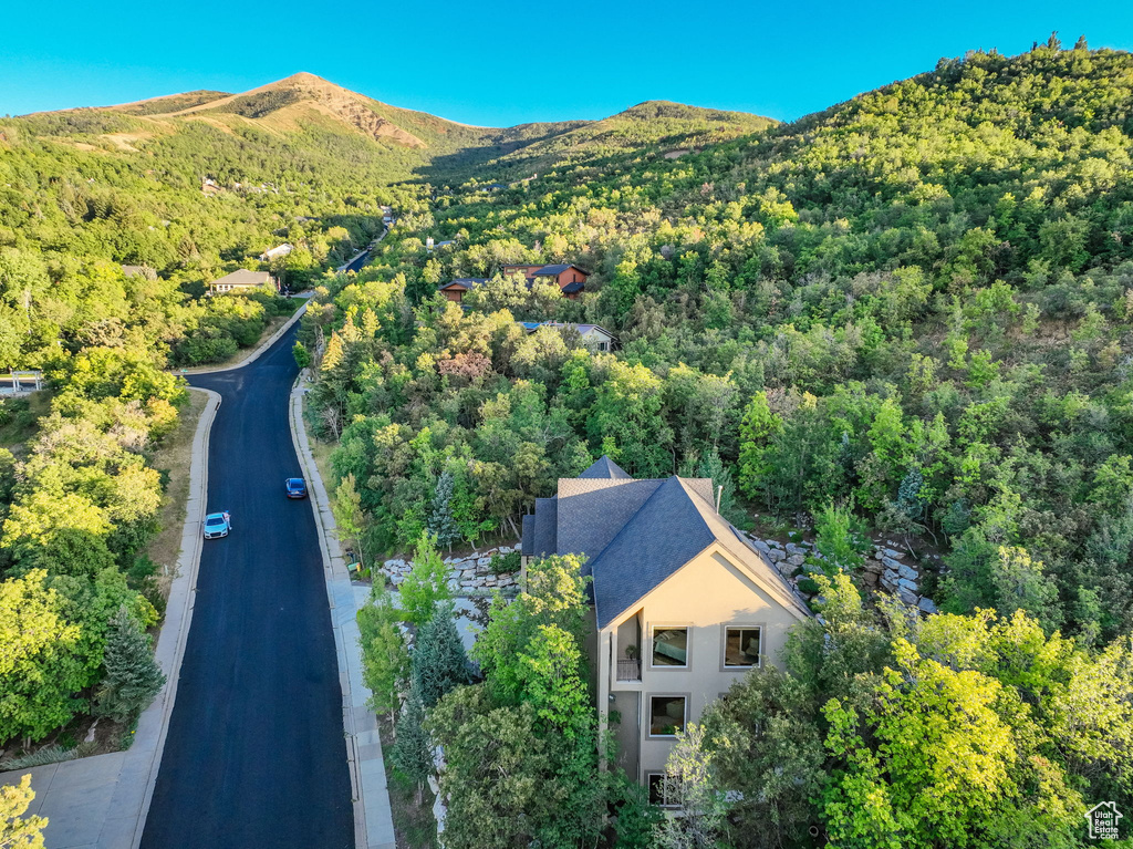 2392 S CAVE HOLLOW WAY Bountiful, UT 84010