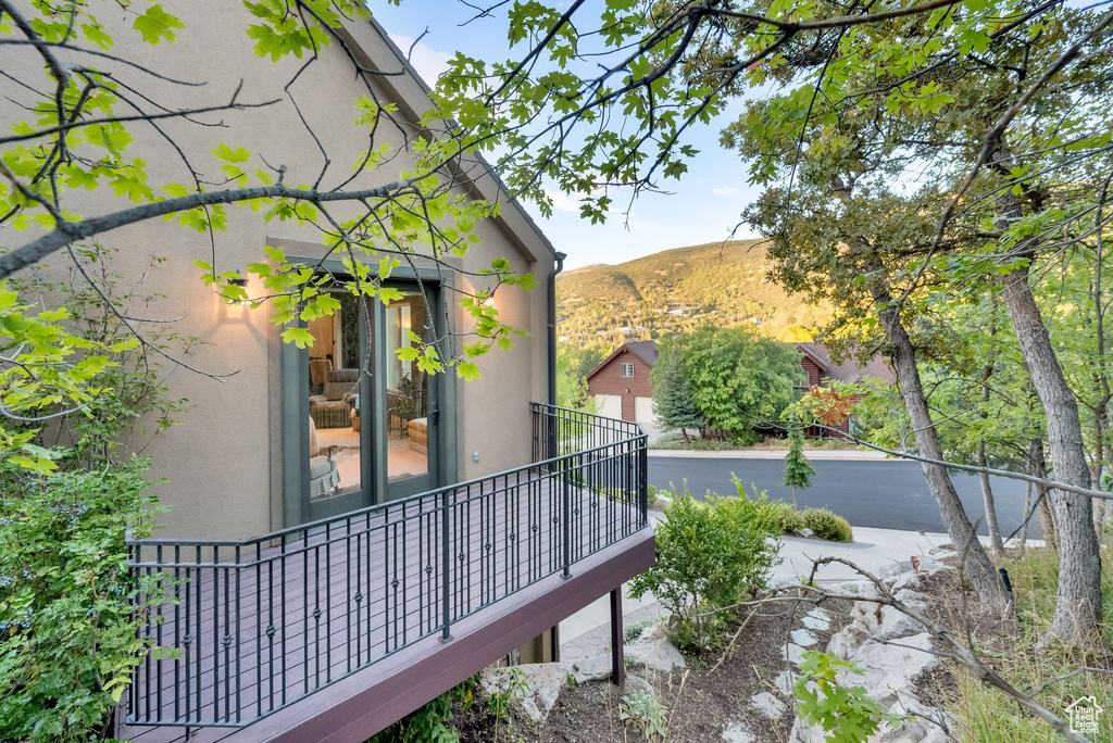 2392 S CAVE HOLLOW WAY Bountiful, UT 84010