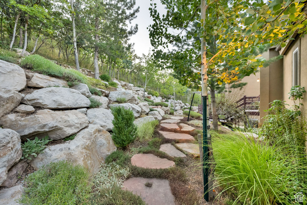 2392 S CAVE HOLLOW WAY Bountiful, UT 84010