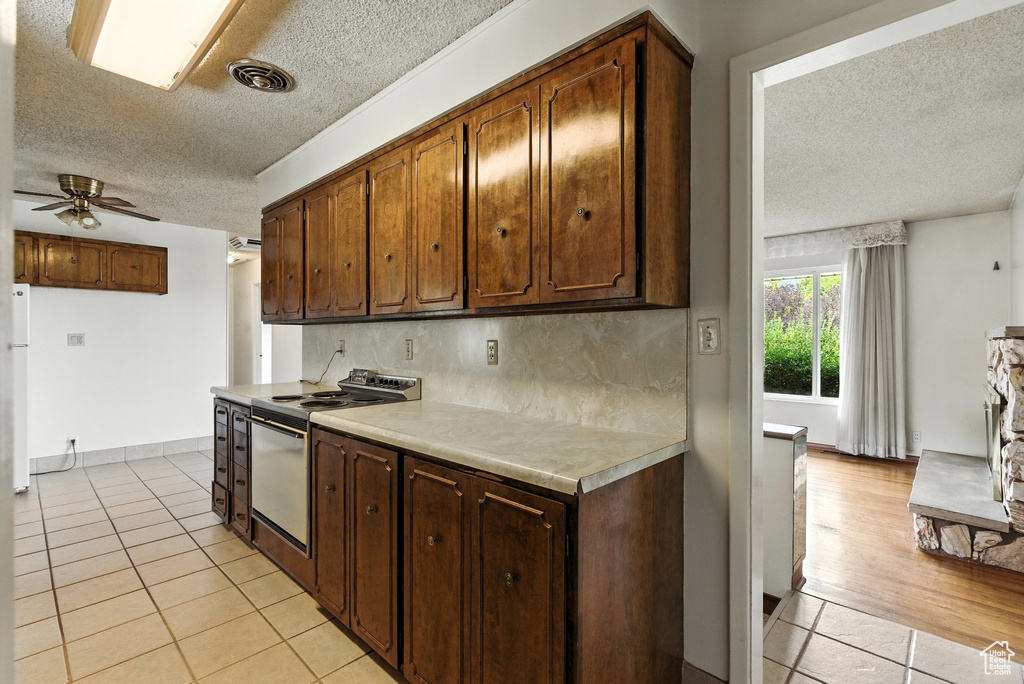 Photo 8 for MLS #2106776 at 4125 W Benview Dr
