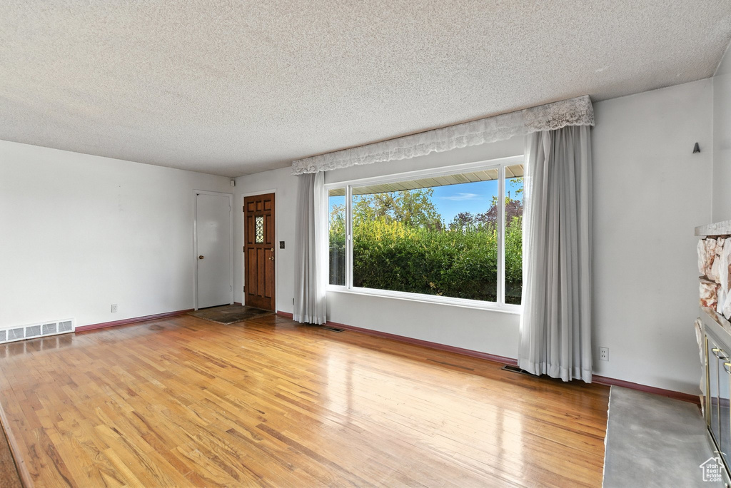 Photo 4 for MLS #2106776 at 4125 W Benview Dr