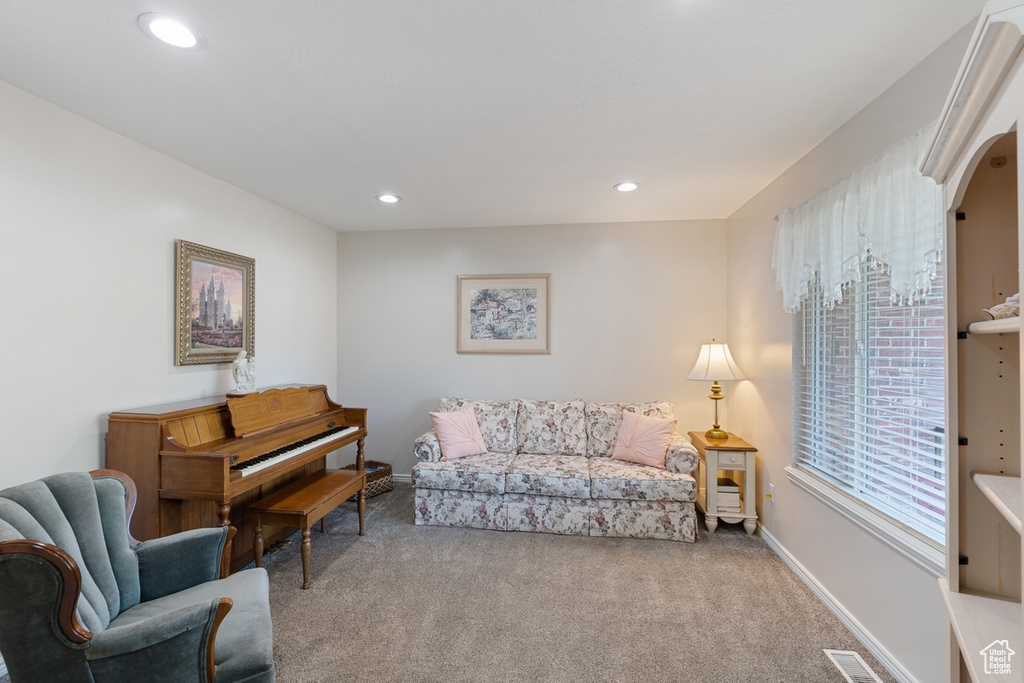 641 W 3550 S Riverdale, UT 84405