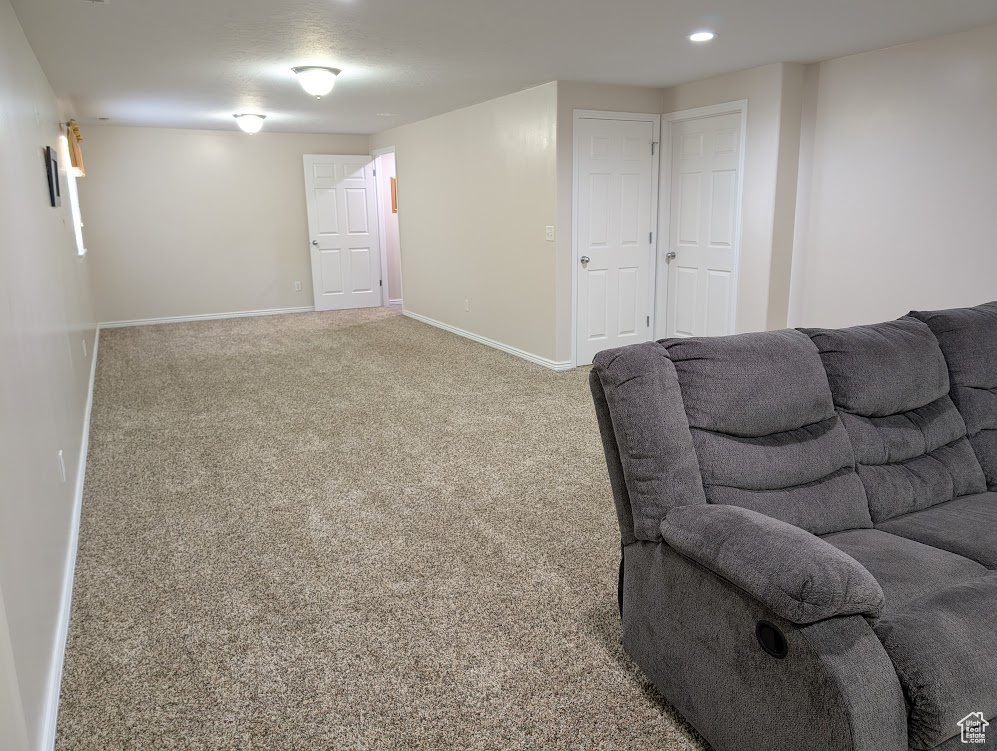 641 W 3550 S Riverdale, UT 84405