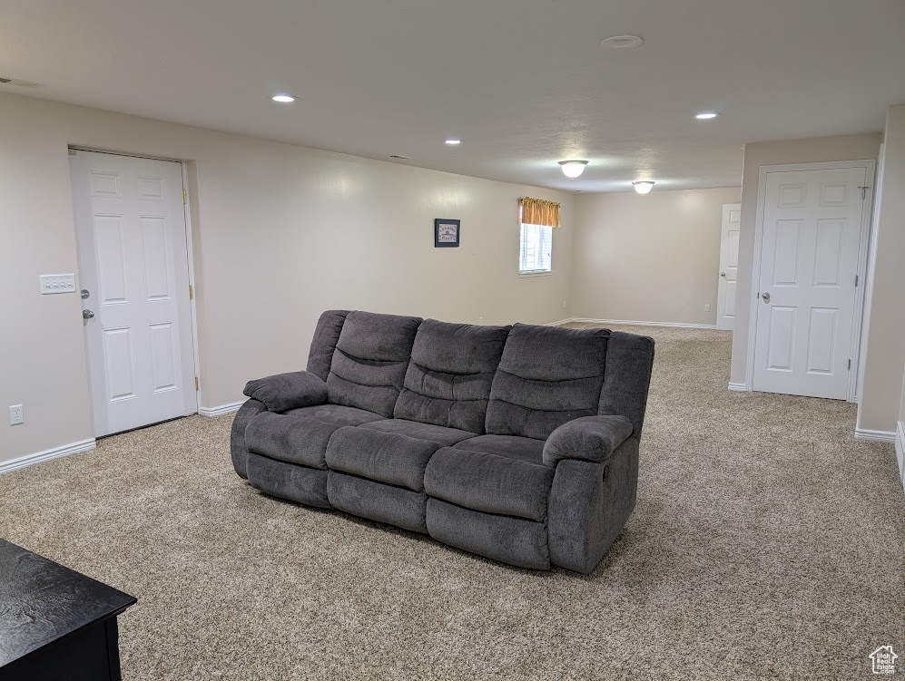 641 W 3550 S Riverdale, UT 84405