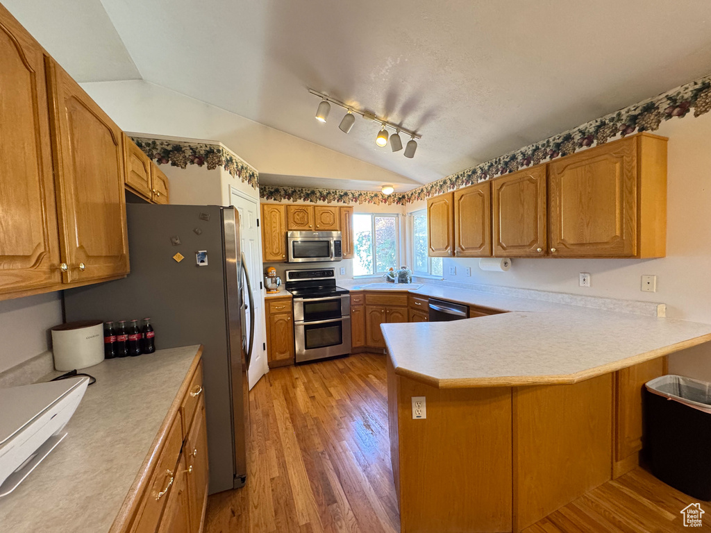 Photo 4 for MLS #2106793 at 4678 W Emmons Dr