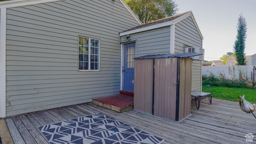 Photo 11 for MLS #2106795 at 1614 W 50 North