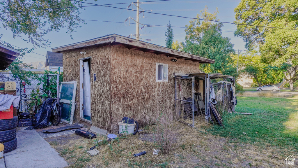 Photo 10 for MLS #2106795 at 1614 W 50 North