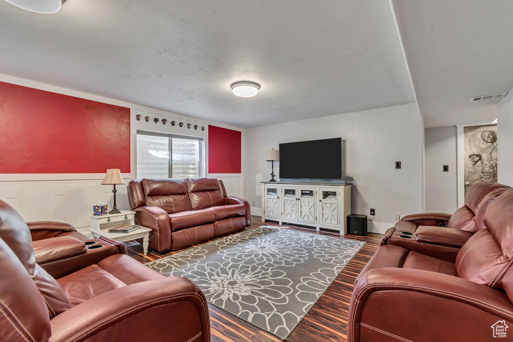 Photo 24 for MLS #2106798 at 317 W Farmside Dr