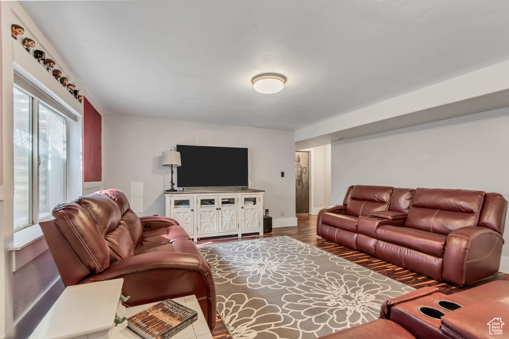 Photo 25 for MLS #2106798 at 317 W Farmside Dr