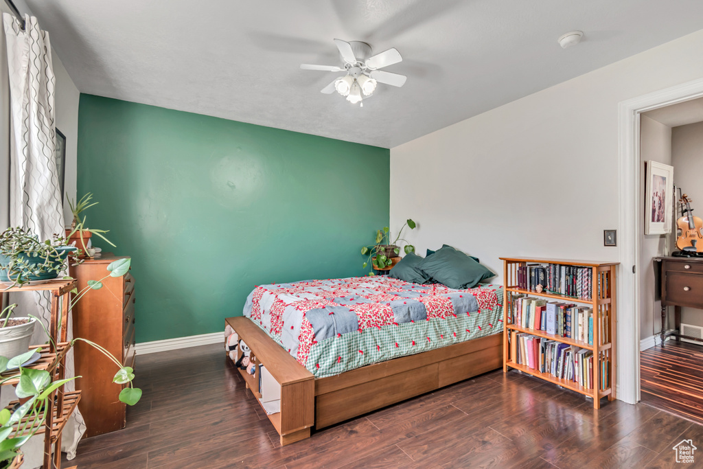Photo 33 for MLS #2106798 at 317 W Farmside Dr