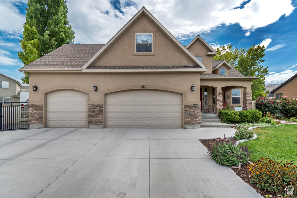 Photo 2 for MLS #2106798 at 317 W Farmside Dr