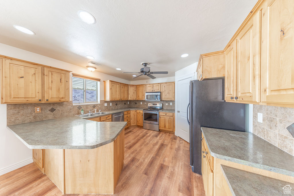 Photo 9 for MLS #2106799 at 869 W 1025 South
