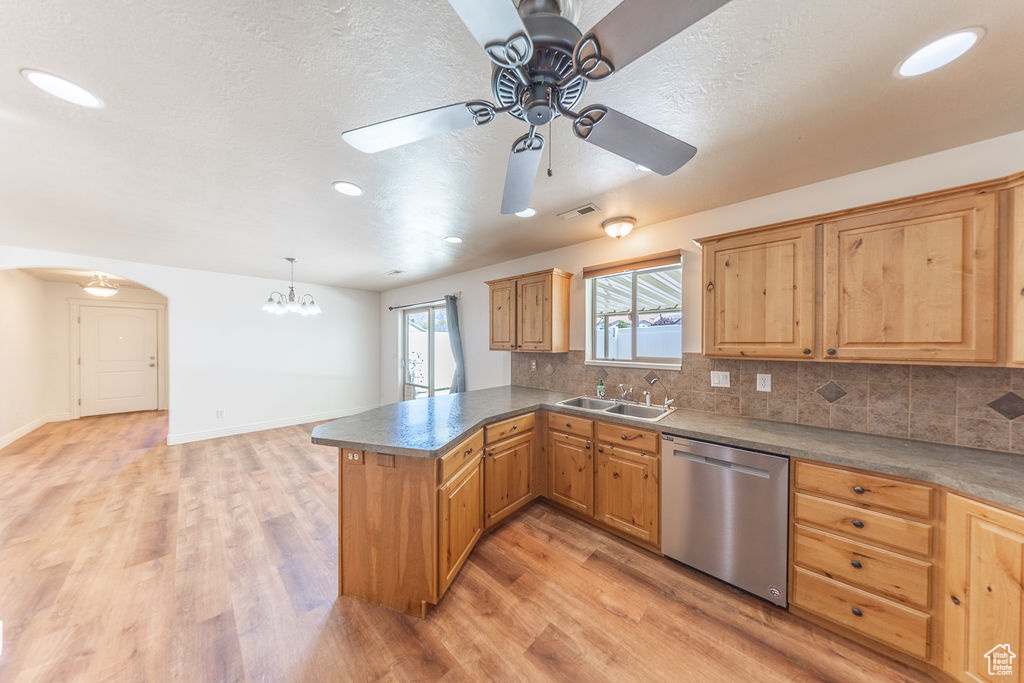 Photo 12 for MLS #2106799 at 869 W 1025 South