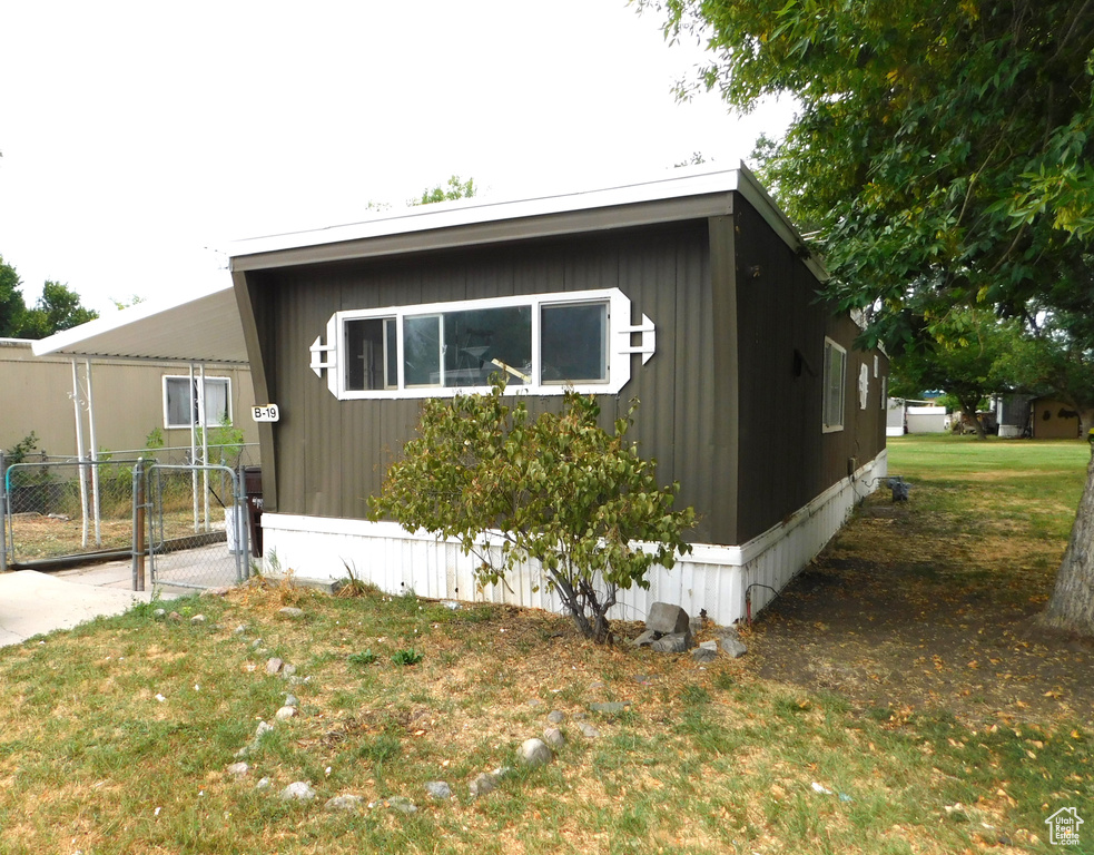 Photo 10 for MLS #2106802 at 680 N Main St #B19