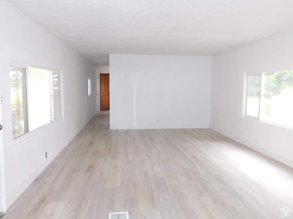 Photo 2 for MLS #2106802 at 680 N Main St #B19