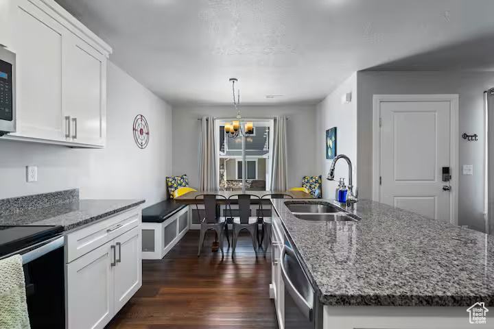 250 W SEASONS LN #30 Garden City, UT 84028