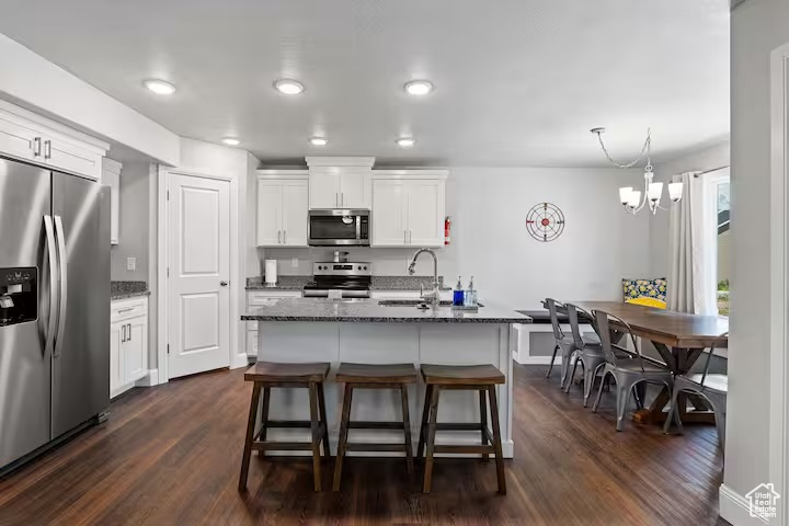 250 W SEASONS LN #30 Garden City, UT 84028