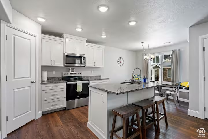 250 W SEASONS LN #30 Garden City, UT 84028