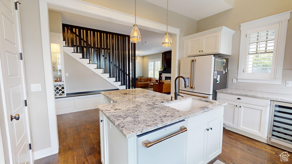 Photo 9 for MLS #2106810 at 4821 W Dock St